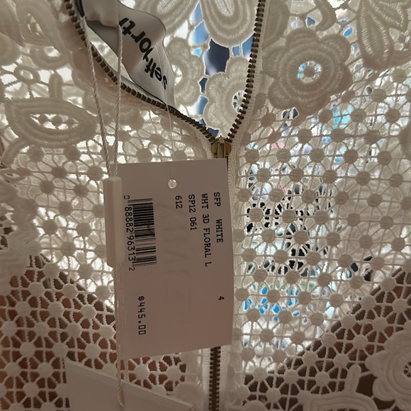 New Self-Portrait 3D Floral Mini Dress in White (NEW Sold Out Dress) NWT - Picture 9 of 12